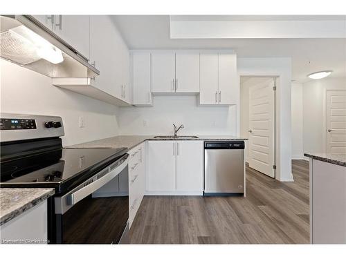 207-88 Gibson Street, Ayr, ON - Indoor Photo Showing Kitchen With Stainless Steel Kitchen