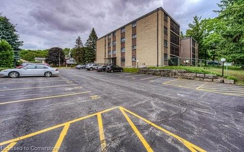 406-944 Caledonian View, Cambridge, ON - Outdoor