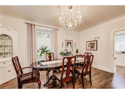 135 Union Street W, Fergus, ON - Indoor Photo Showing Dining Room