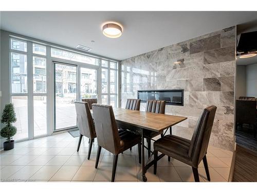 1701-144 Park Street, Waterloo, ON - Indoor Photo Showing Dining Room