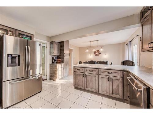 118 Glenvalley Drive, Cambridge, ON - Indoor Photo Showing Kitchen