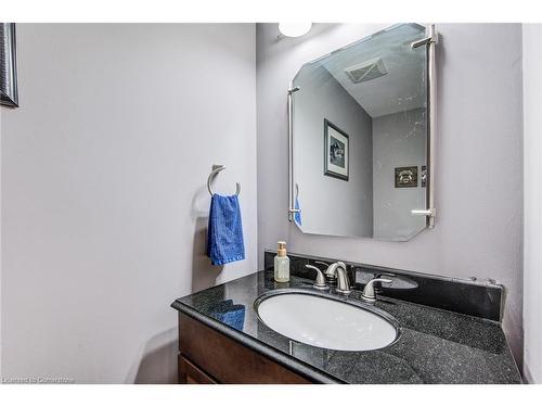 118 Glenvalley Drive, Cambridge, ON - Indoor Photo Showing Bathroom