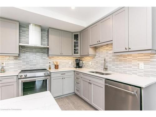 205-249 Grey Silo Road, Waterloo, ON - Indoor Photo Showing Kitchen With Double Sink With Upgraded Kitchen