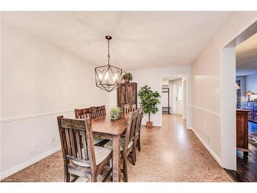 35 Middlemiss Crescent, Cambridge, ON - Indoor Photo Showing Dining Room