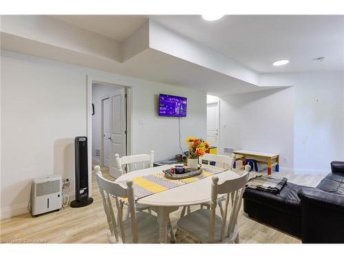 266 Bridge Street, Fergus, ON - Indoor Photo Showing Dining Room