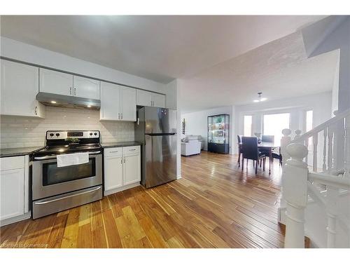 80 Burnham Court, Stratford, ON - Indoor Photo Showing Kitchen