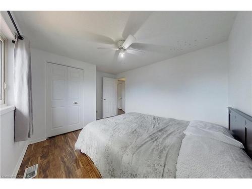 80 Burnham Court, Stratford, ON - Indoor Photo Showing Bedroom