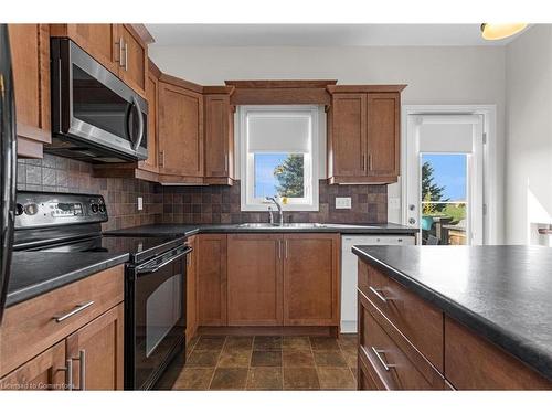 149 Penhale Avenue, Elgin, ON - Indoor Photo Showing Kitchen