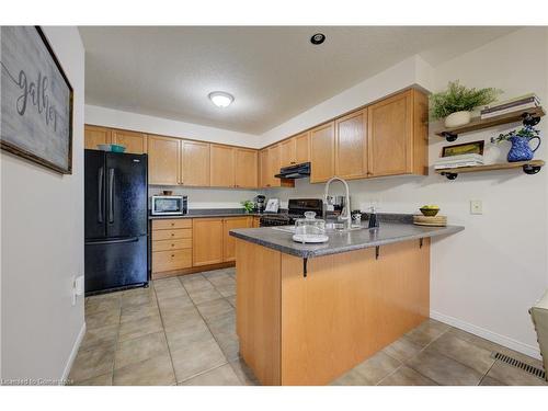 169 Patton Drive, Cambridge, ON - Indoor Photo Showing Kitchen