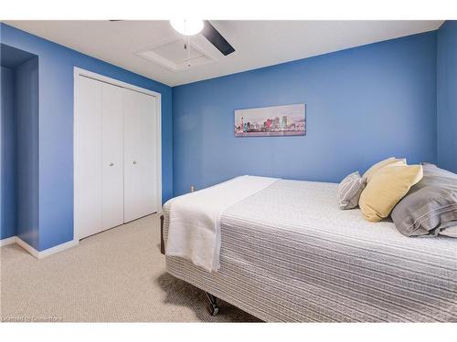 169 Patton Drive, Cambridge, ON - Indoor Photo Showing Bedroom