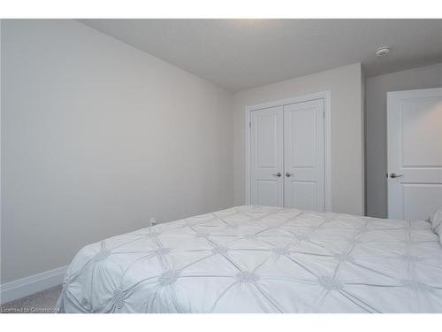 621 Wild Rye Street, Waterloo, ON - Indoor Photo Showing Bedroom