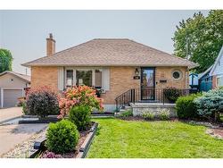 789 Rockway Drive  Kitchener, ON N2G 3B6