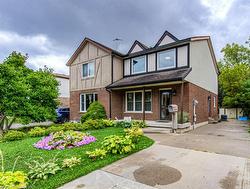 113 Jansen Avenue  Kitchener, ON N2A 2L4