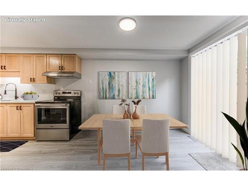 39 Watercress Court, Kitchener, ON - Indoor Photo Showing Kitchen