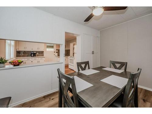 188 Waterloo Street, Kitchener, ON - Indoor Photo Showing Dining Room