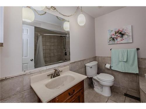 431 Stillmeadow Circle, Waterloo, ON - Indoor Photo Showing Bathroom