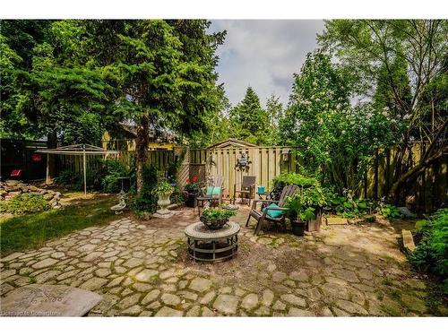 431 Stillmeadow Circle, Waterloo, ON - Outdoor With Backyard