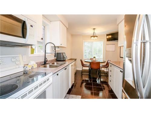 23 Wice Road, Barrie, ON - Indoor Photo Showing Kitchen With Double Sink