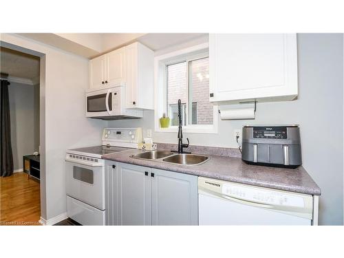 23 Wice Road, Barrie, ON - Indoor Photo Showing Kitchen With Double Sink