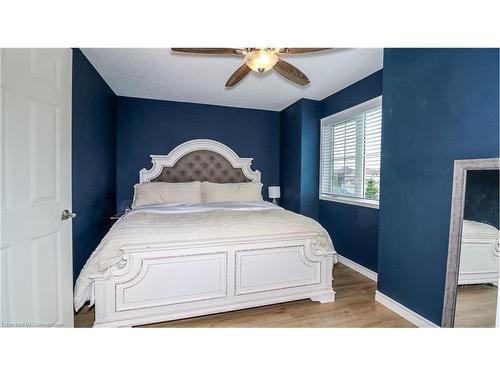 23 Wice Road, Barrie, ON - Indoor Photo Showing Bedroom