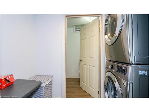 23 Wice Road, Barrie, ON - Indoor Photo Showing Laundry Room