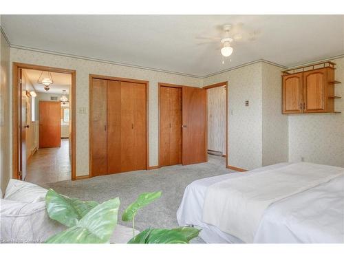 1275 Village Road, North Dumfries, ON - Indoor Photo Showing Bedroom