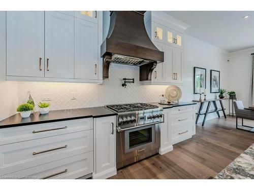 188 Redtail Street, Kitchener, ON - Indoor Photo Showing Kitchen With Upgraded Kitchen