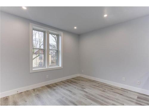 820 Laurel Street, Cambridge, ON - Indoor Photo Showing Other Room