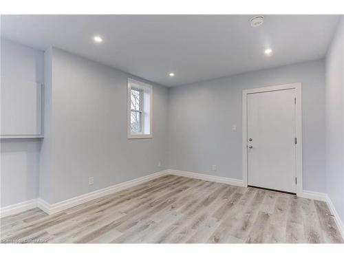 820 Laurel Street, Cambridge, ON - Indoor Photo Showing Other Room