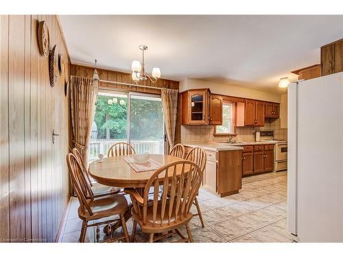 95 Byron Avenue, Kitchener, ON - Indoor Photo Showing Dining Room