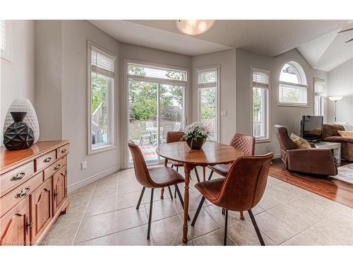 418 Westcroft Drive, Waterloo, ON - Indoor Photo Showing Dining Room