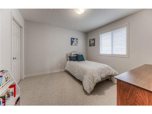 418 Westcroft Drive, Waterloo, ON - Indoor Photo Showing Bedroom