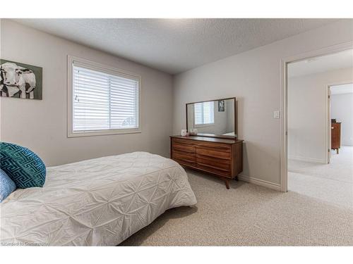 418 Westcroft Drive, Waterloo, ON - Indoor Photo Showing Bedroom