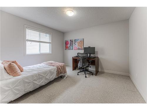 418 Westcroft Drive, Waterloo, ON - Indoor Photo Showing Bedroom