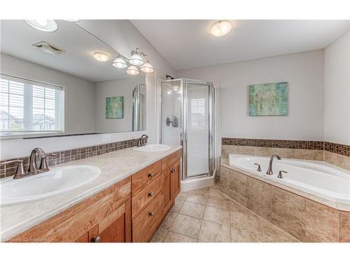 418 Westcroft Drive, Waterloo, ON - Indoor Photo Showing Bathroom