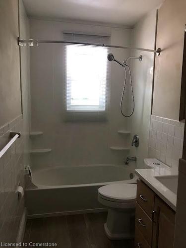 Main-476 Prospect Avenue, Kitchener, ON - Indoor Photo Showing Bathroom