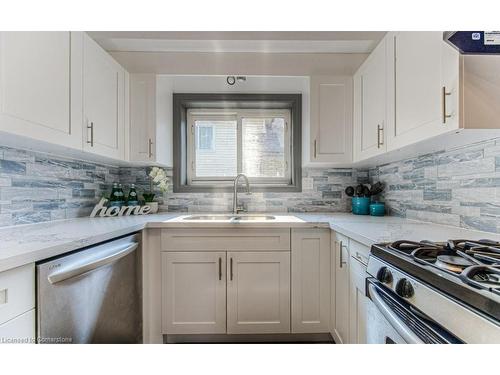 181 Kent Avenue, Kitchener, ON - Indoor Photo Showing Kitchen With Stainless Steel Kitchen With Double Sink