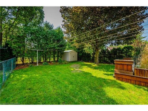 469 Bluestream Road, Waterloo, ON - Outdoor With Backyard