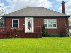 825 Stirling Avenue S Kitchener, ON N2M 3K4