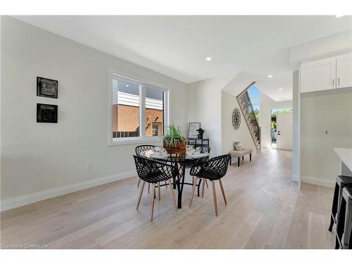 10 Blain Avenue, Cambridge, ON - Indoor Photo Showing Dining Room