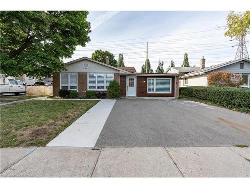 34 Dooley Drive, Kitchener, ON - Outdoor With Facade