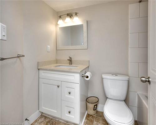 1010-3227 King Street E, Kitchener, ON - Indoor Photo Showing Bathroom