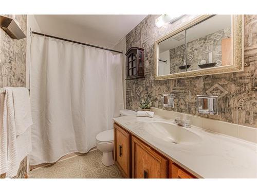 59 Elm Ridge Drive, Kitchener, ON - Indoor Photo Showing Bathroom