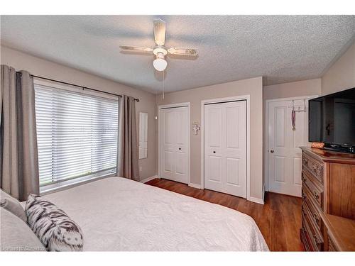 176 Wesley Crescent, Waterloo, ON - Indoor Photo Showing Bedroom