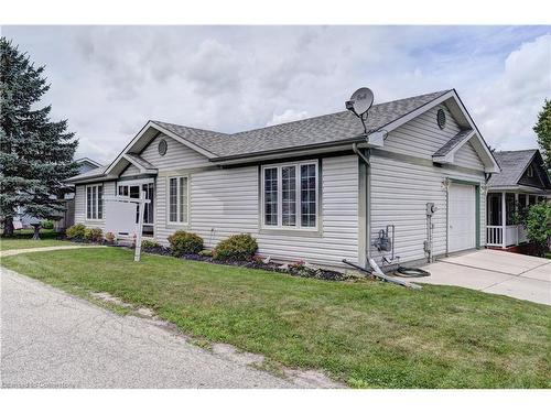 176 Wesley Crescent, Waterloo, ON - Outdoor With Facade