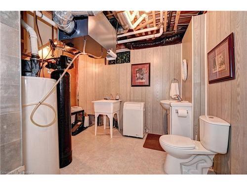 176 Wesley Crescent, Waterloo, ON - Indoor Photo Showing Bathroom