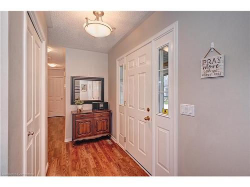 176 Wesley Crescent, Waterloo, ON - Indoor Photo Showing Other Room