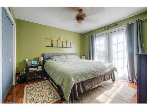 36 Norfolk Avenue, Cambridge, ON - Indoor Photo Showing Bedroom