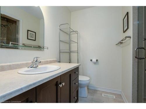 123 Courtney Street, Fergus, ON - Indoor Photo Showing Bathroom