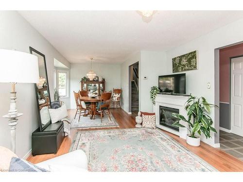 474 Redfox Road, Waterloo, ON - Indoor Photo Showing Living Room With Fireplace